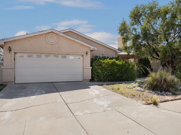7404 Crystal Ridge Rd SW, Albuquerque, NM 87121