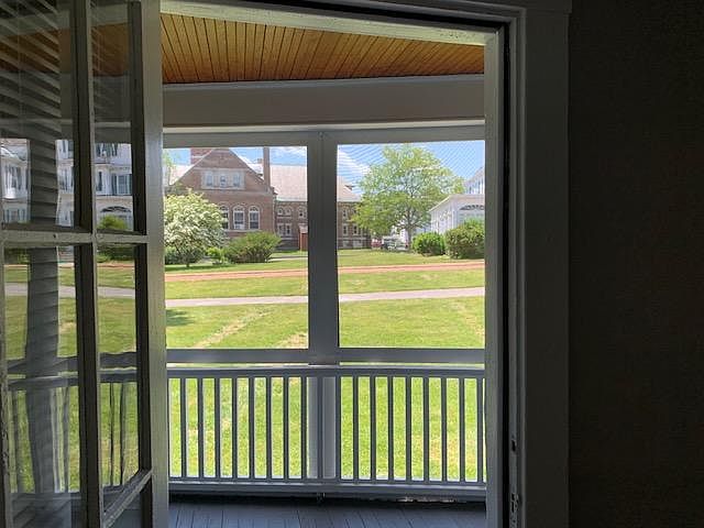 Screened Porch