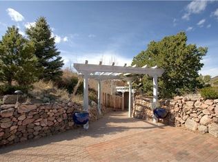 3 Cresta Del Angel, Santa Fe, NM 87505