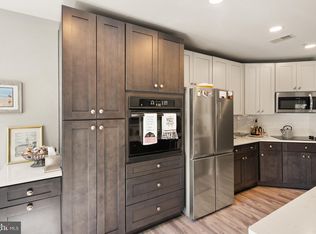 6704 Holly Farm Ln UNIT 112, Warrenton, VA 20187