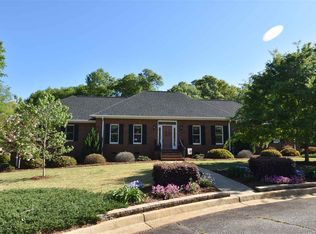 205 Garden Ct, Moore, SC 29369