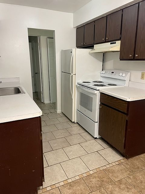 2nd image of 1317 Michigan Ave W #2