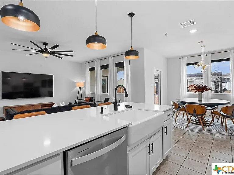 19521 Landmark Dr — Photo 13