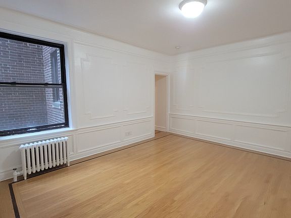 3rd image of 387 Eastern Pkwy APT 9