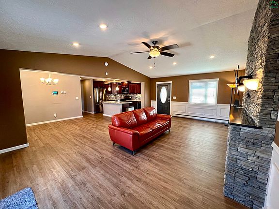 4th image of 1626 Palomino Dr