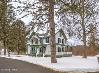 23 Frog Alley, Old Chatham, NY 12136