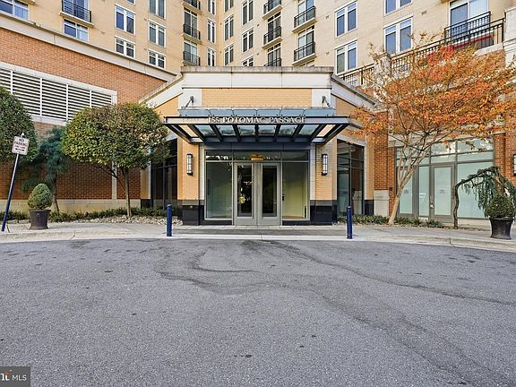 5th image of 155 Potomac Psge #Penthouse 05