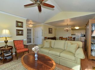 2013 Lake View Dr, Rostraver Township, PA 15012