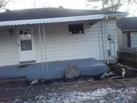 2nd image of 2343 Lincoln Ave