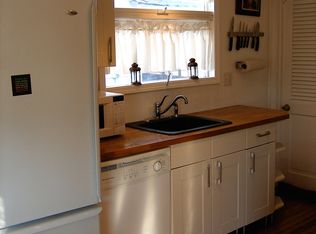 21 E Green St, Woodbridge, NJ 07095