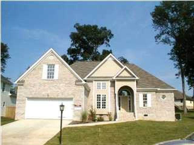 2nd image of 2340 Sargent Daly Dr
