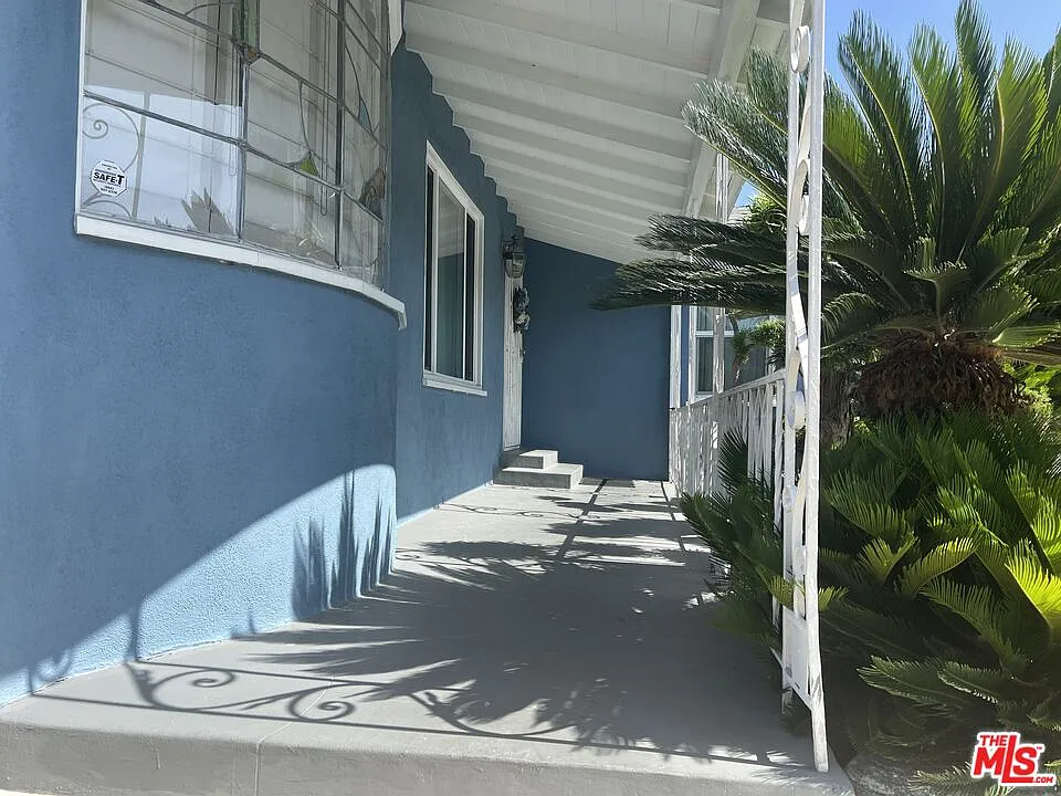 3 bed, 1.5 bath, 1849 sqft, $4,300 — Photo 3