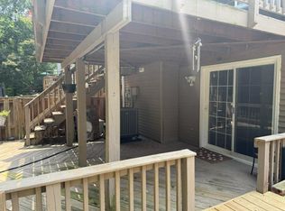 15255 Streamside Ct, Dumfries, VA 22025