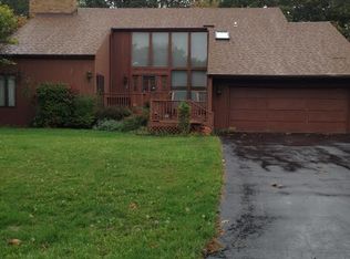 24942 S White Oak Ln, Crete, IL 60417