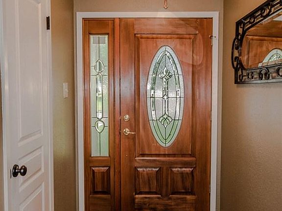 3rd image of 1355 Stacewood Dr