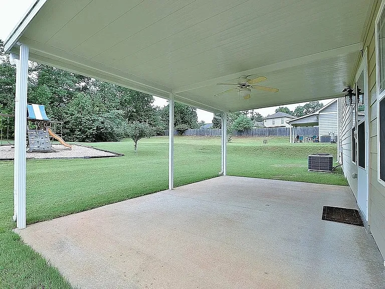 4512 Village Ct — Photo 5