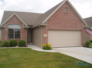 14854 Lake Winds Dr, Perrysburg, OH 43551