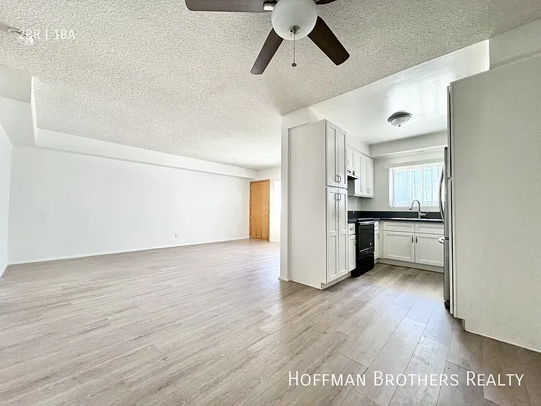 1431 Elm Ave #1 — Photo 1