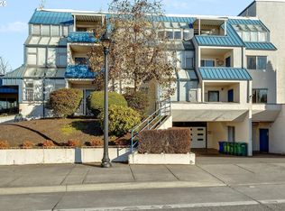 8717 SE Monterey Ave UNIT 104, Happy Valley, OR 97086
