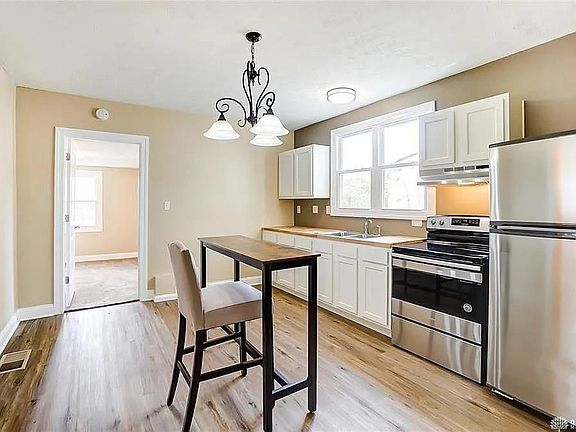 3rd image of 6 E Main St #A
