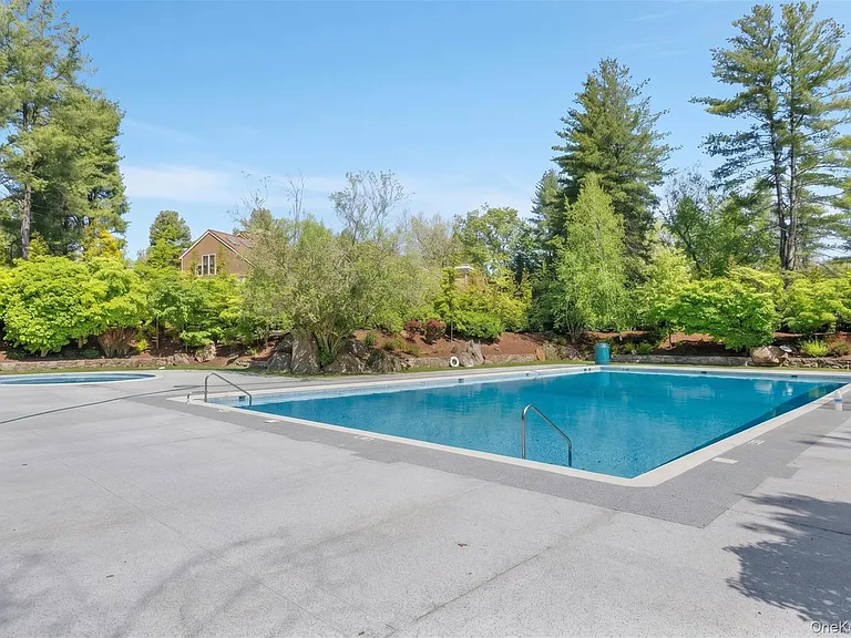 102 Boulder Ridge Rd — Photo 25