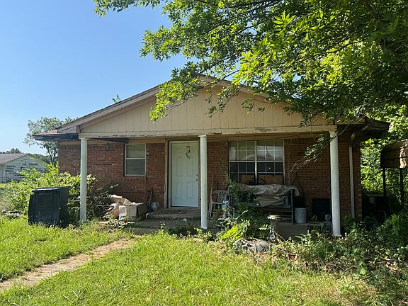 3rd image of 13141 W Chambers Rd