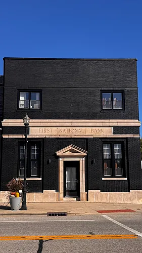 202 W Main St #1 Photo 1