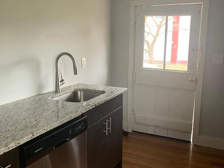 211 Milford Rd — Photo 8