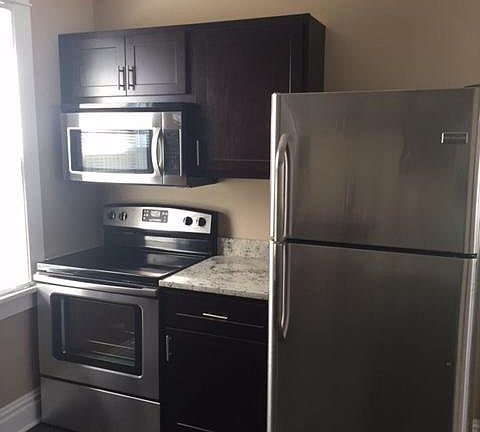 2nd image of 2503 Bredell Ave #1B