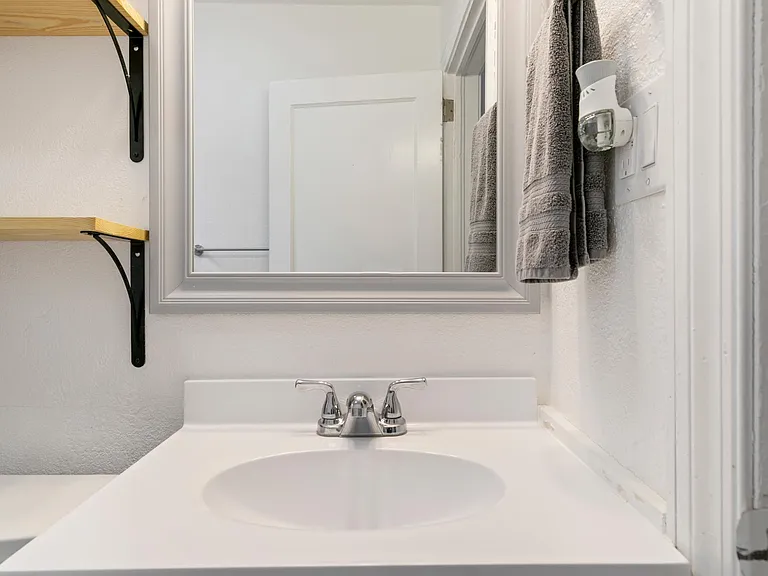 1509 E Anderson St — Photo 9