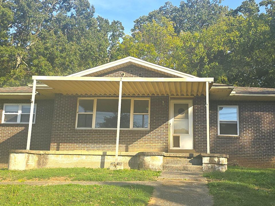 1st image of 204 McCall Rd