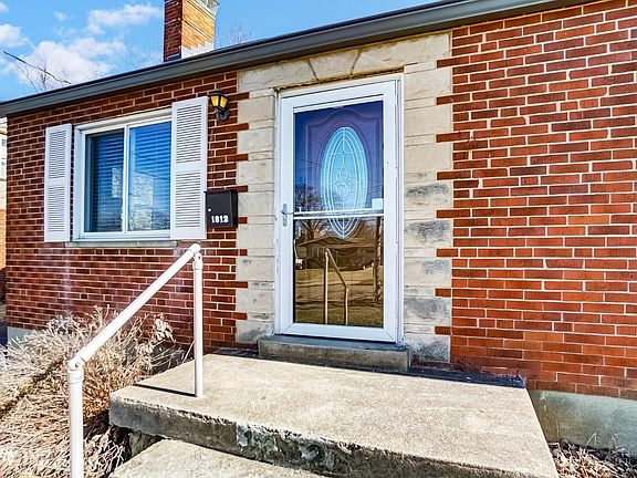 4th image of 1612 Sanborn Dr