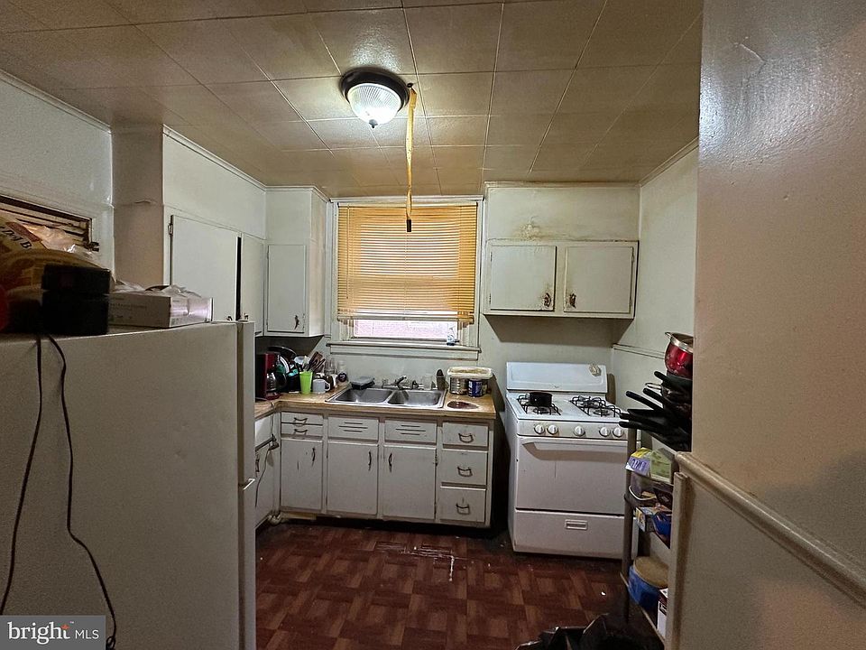 1st image of 4728 Loring St