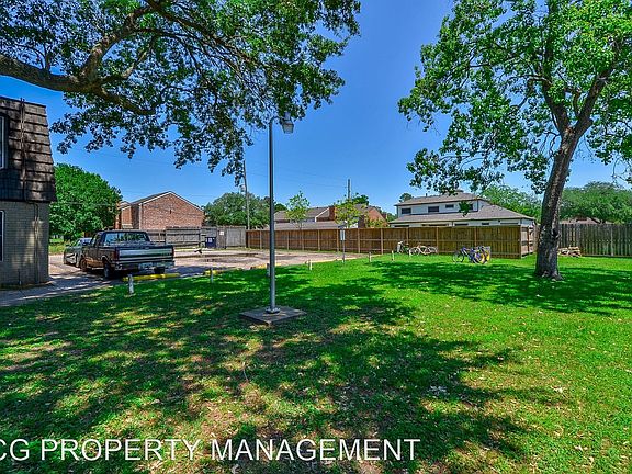 2nd image of 1518 East Ave #9051854
