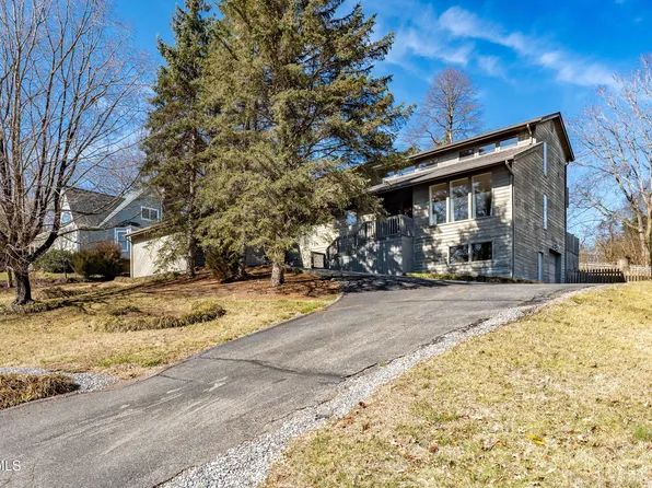 3407 Bondwood Cir, Johnson City, TN 37604