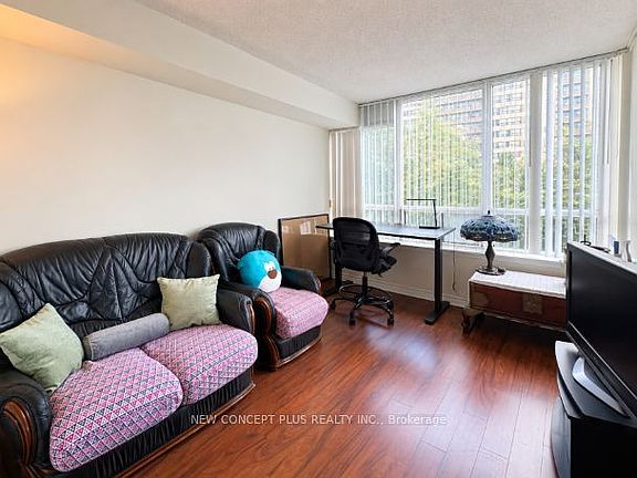 2nd image of 91 Townsgate Dr #506
