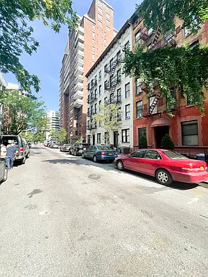 Rented by Urban Real Estate Inc | media 18