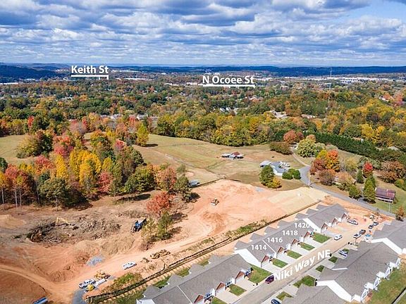 5th image of 1423 Niki Way NE