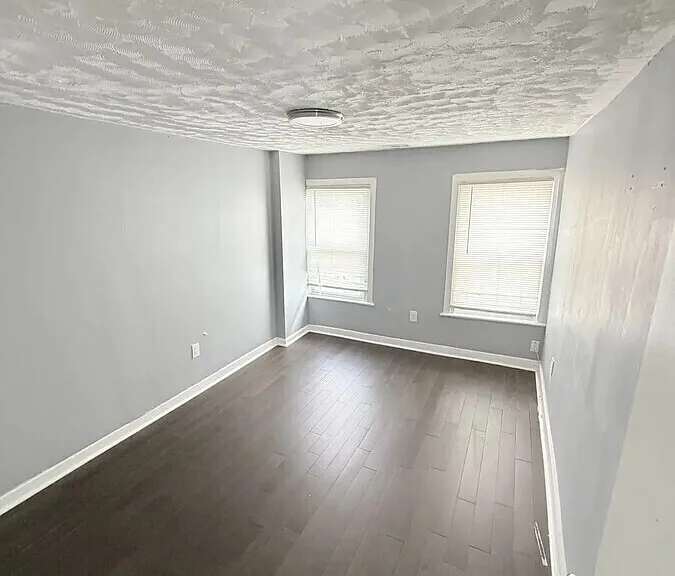 16 Daggett St #2 — Photo 4