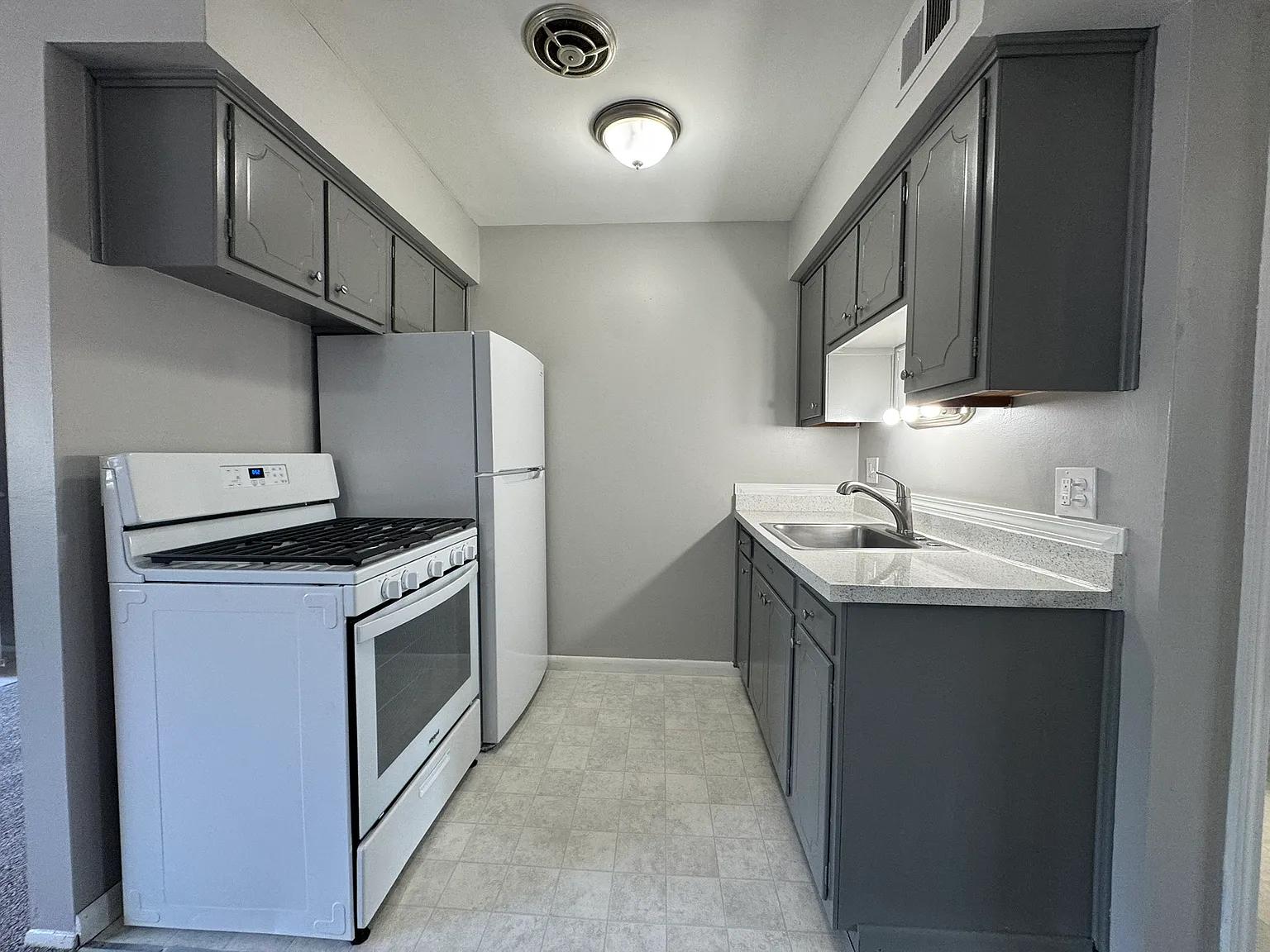 4431 Oakwood Boulevard - #1 — Photo 4