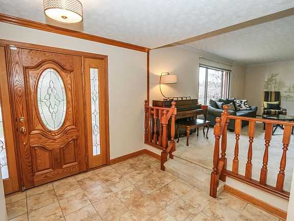 2nd image of 4995 Doral Ave