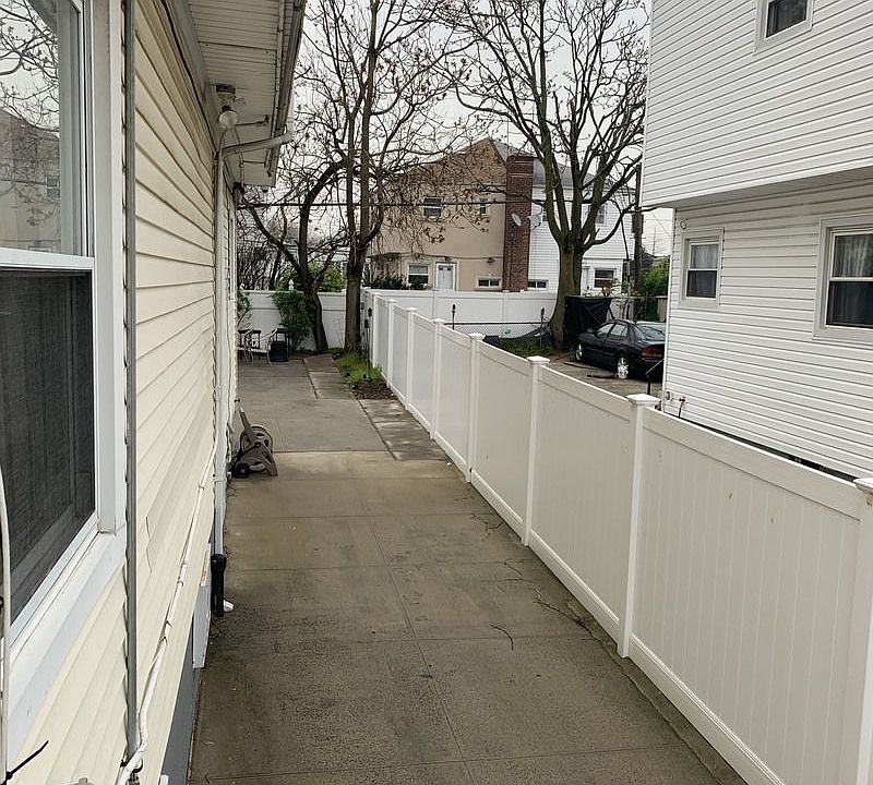 2nd image of 1377 E 104th St