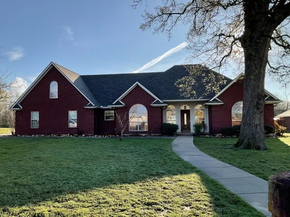 100 Oak Ln, Ladonia, TX 75449