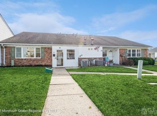 8 Kansas Ct #669, Old Bridge, NJ 08857