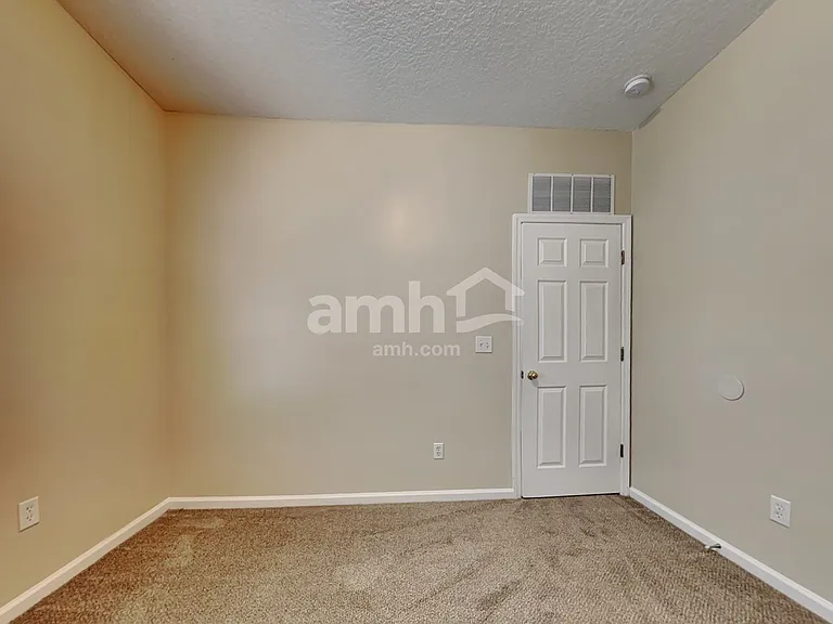 9146 Prosperity Lake Dr — Photo 24