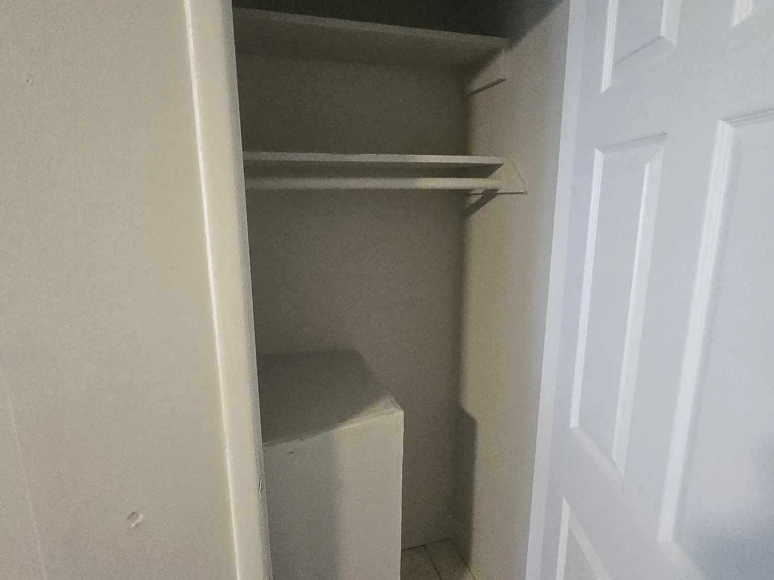 Studio, $1,200 — Photo 3