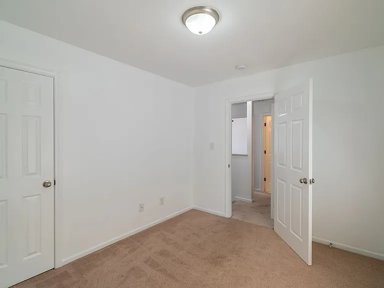 1053 Brianna Way — Photo 43