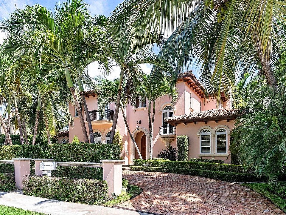1st image of 237 Seabreeze Ave
