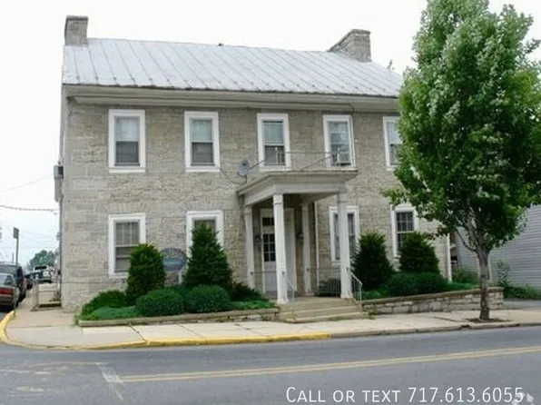 51 E Main St #3, Newville, PA 17241
