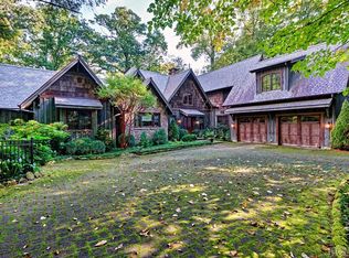 352 Moorewood Rd, Highlands, NC 28741